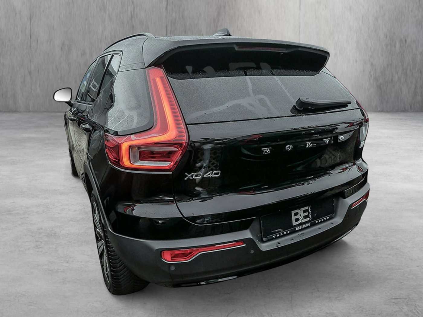 Volvo  Plus Recharge Pure Electric 2WD ACC LED