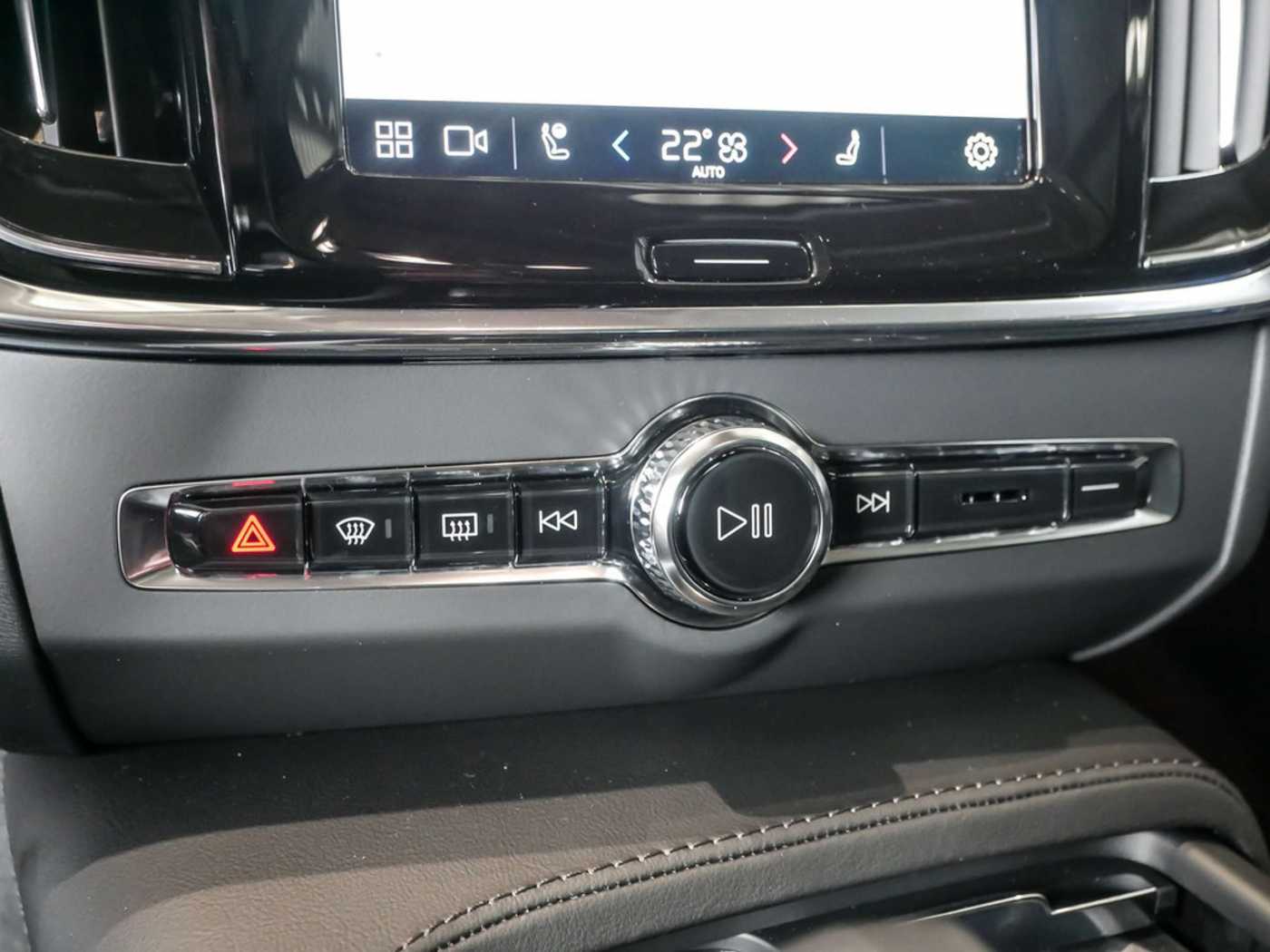 Volvo  Kombi 2.0 Ultimate Bright H/K ACC HUD LED