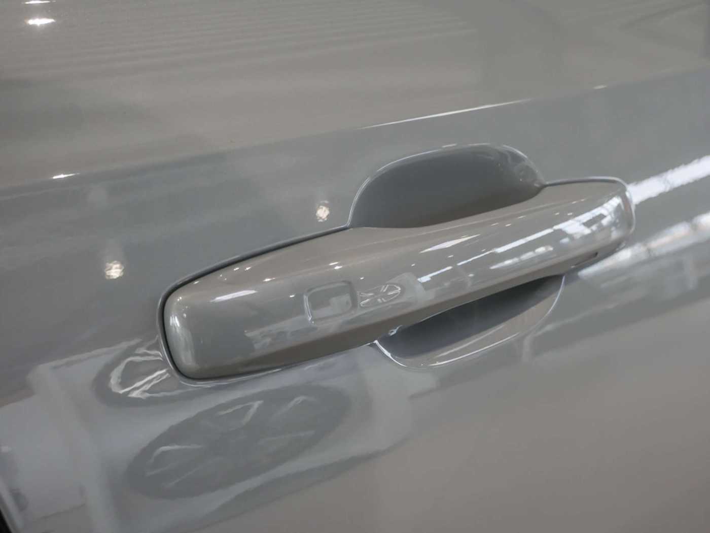 Volvo  Kombi 2.0 Ultimate Bright H/K ACC HUD LED