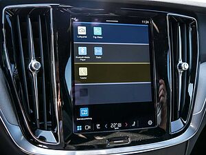 Volvo  B4 Plus Dark KAMERA H/K HGSD STANDHZ LED