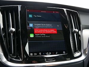 Volvo  B4 Ultimate Dark HGSD ACC HUD STANDHZ LED
