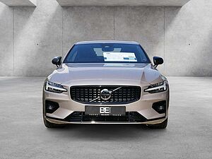 Volvo  Ultimate, B5 AWD Mild-Hybrid, Benzin, Dark