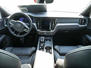 Volvo  Ultimate, B5 AWD Mild-Hybrid, Benzin, Dark