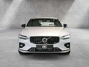 Volvo  Ultimate, B5 AWD Mild-Hybrid, Benzin, Dark