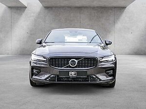 Volvo  Ultimate, B5 AWD Mild-Hybrid, Benzin, Dark