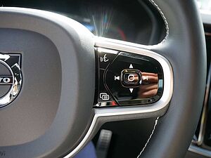 Volvo  Recharge T8 AWD R-Design HUD STANDHZ LED