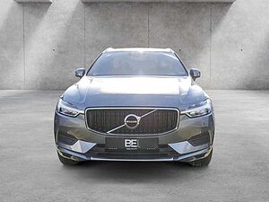 Volvo  D4 Momentum LEDER KAMERA NAVI AHK LED