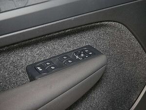 Volvo  Plus Recharge Pure Electric AWD ACC LED