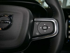 Volvo  Plus Recharge Pure Electric AWD ACC LED
