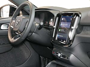 Volvo  Plus Recharge Pure Electric AWD ACC LED