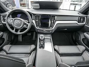 Volvo  Ultimate, B5 AWD Mild-Hybrid, Benzin, Dark