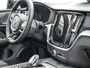 Volvo  Ultimate, B5 AWD Mild-Hybrid, Benzin, Dark