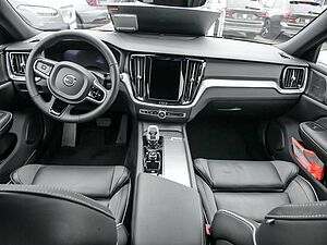 Volvo  Ultimate, B5 AWD Mild-Hybrid, Benzin, Dark