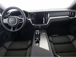 Volvo  Ultimate, B5 AWD Mild-Hybrid, Benzin, Dark