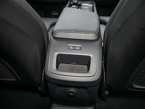 Volvo  2.0 Ultra Dark Recharge Plug-In Hybrid AWD