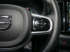Volvo  2.0 Ultra Dark Recharge Plug-In Hybrid AWD