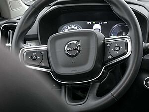 Volvo  T4 Inscription Expression Recharge LED