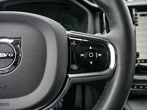 Volvo  2.0 Plus Dark Recharge Plug-In Hybrid AWD