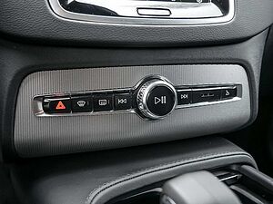 Volvo  2.0 Ultimate Bright Recharge Plug-In Hybrid AWD