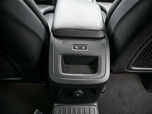 Volvo  T6 Recharge Inscription AWD STANDHZ LED