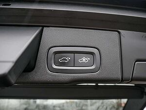 Volvo  T6 Recharge Inscription AWD STANDHZ LED