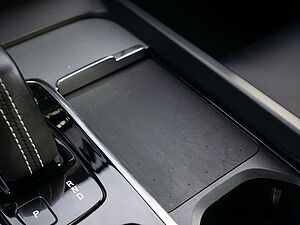 Volvo  T6 Recharge R-Design AWD AHK STANDHZ LED