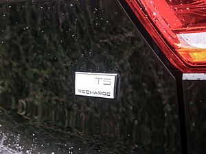 Volvo  1.5 R Design Expression Recharge Plug-In Hybrid 2W