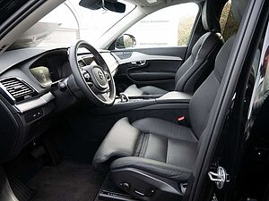 Volvo  2.0 Plus Bright Recharge Plug-In Hybrid AWD