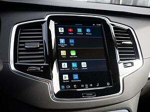 Volvo  2.0 Plus Bright Recharge Plug-In Hybrid AWD