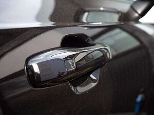 Volvo  2.0 Plus Bright Recharge Plug-In Hybrid AWD
