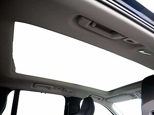 Volvo  2.0 Plus Bright Recharge Plug-In Hybrid AWD