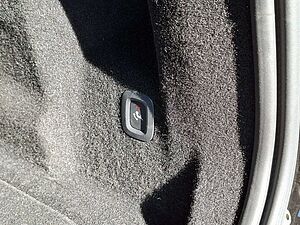 Volvo  B4 Plus Dark AWD H/K HGSD AHK FACEL. LED