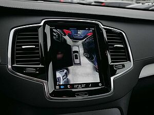 Volvo  2.0 Plus Bright Recharge Plug-In Hybrid AWD
