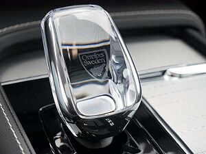 Volvo  2.0 Plus Bright Recharge Plug-In Hybrid AWD