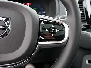 Volvo  2.0 Plus Bright Recharge Plug-In Hybrid AWD