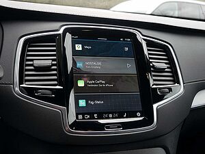 Volvo  2.0 Plus Bright Recharge Plug-In Hybrid AWD