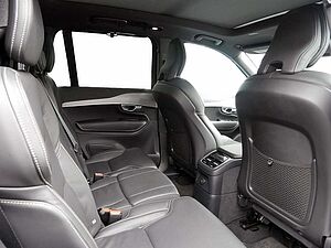 Volvo  2.0 Plus Bright Recharge Plug-In Hybrid AWD
