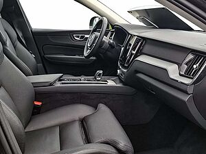 Volvo  T8 Plus Dark Recharge Plug-In Hybrid AWD