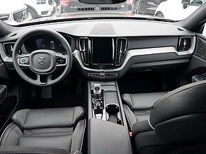 Volvo  T8 Plus Dark Recharge Plug-In Hybrid AWD