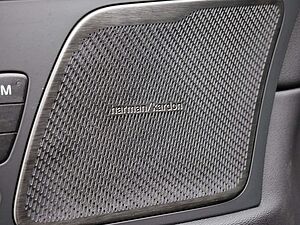 Volvo  T8 Plus Dark Recharge Plug-In Hybrid AWD