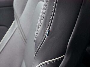 Volvo  T8 Plus Dark Recharge Plug-In Hybrid AWD