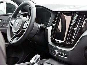 Volvo  T8 Plus Dark Recharge Plug-In Hybrid AWD