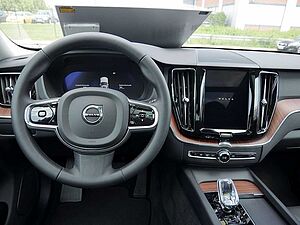 Volvo  T8 Recharge Plus Dark AWD