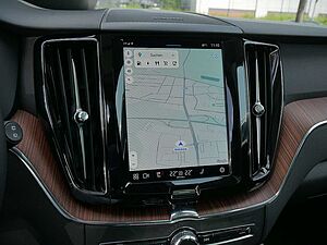 Volvo  T8 Recharge Plus Dark AWD