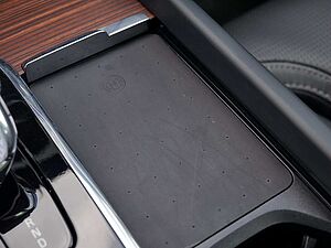 Volvo  T8 Recharge Plus Dark AWD