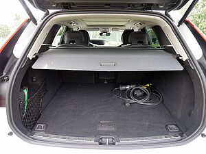 Volvo  T8 Ultra Dark Recharge Plug-In Hybrid AWD