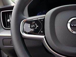 Volvo  T8 Ultra Dark Recharge Plug-In Hybrid AWD