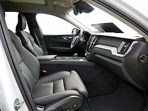 Volvo  T8 Ultra Dark Recharge Plug-In Hybrid AWD