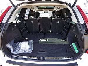 Volvo  T8 Ultra Dark Plug-In Hybrid AWD