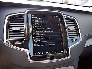 Volvo  T8 Ultra Dark Plug-In Hybrid AWD